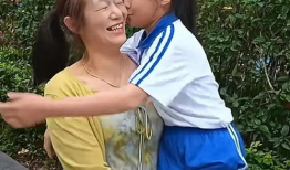 朋友的妈妈视频,一段感人至深的家庭时光